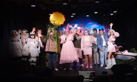 Gleðilega hátíð! frumsýnt á Höfn